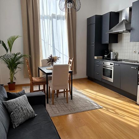 L&L Residence 1 บรัสเซลส์ ภายนอก รูปภาพ