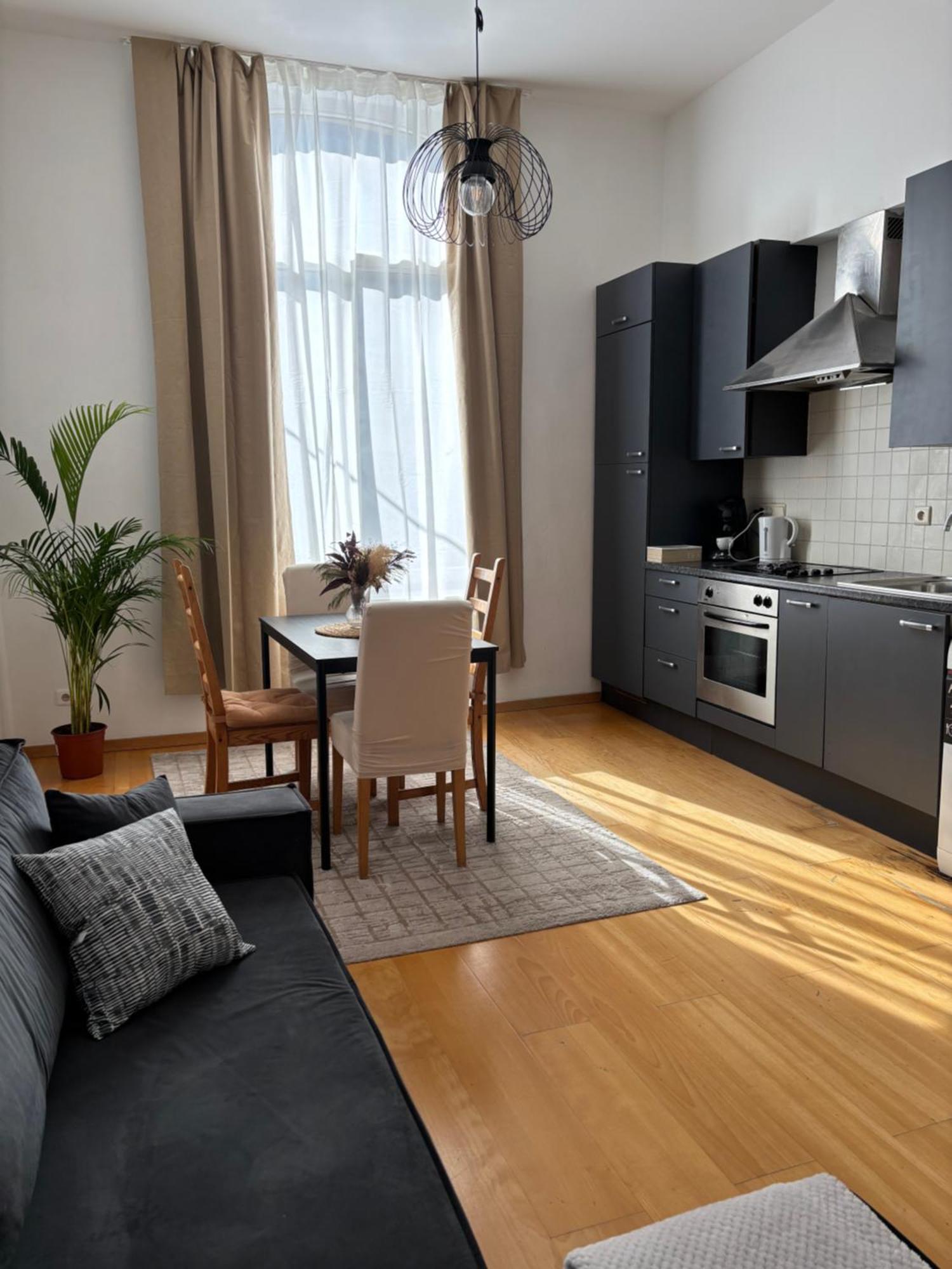 L&L Residence 1 บรัสเซลส์ ภายนอก รูปภาพ