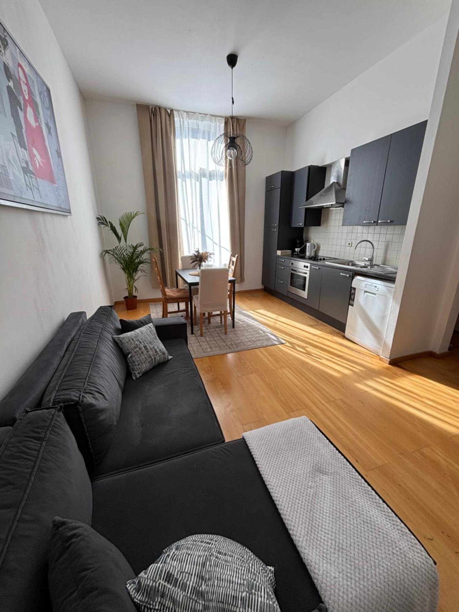 L&L Residence 1 บรัสเซลส์ ภายนอก รูปภาพ